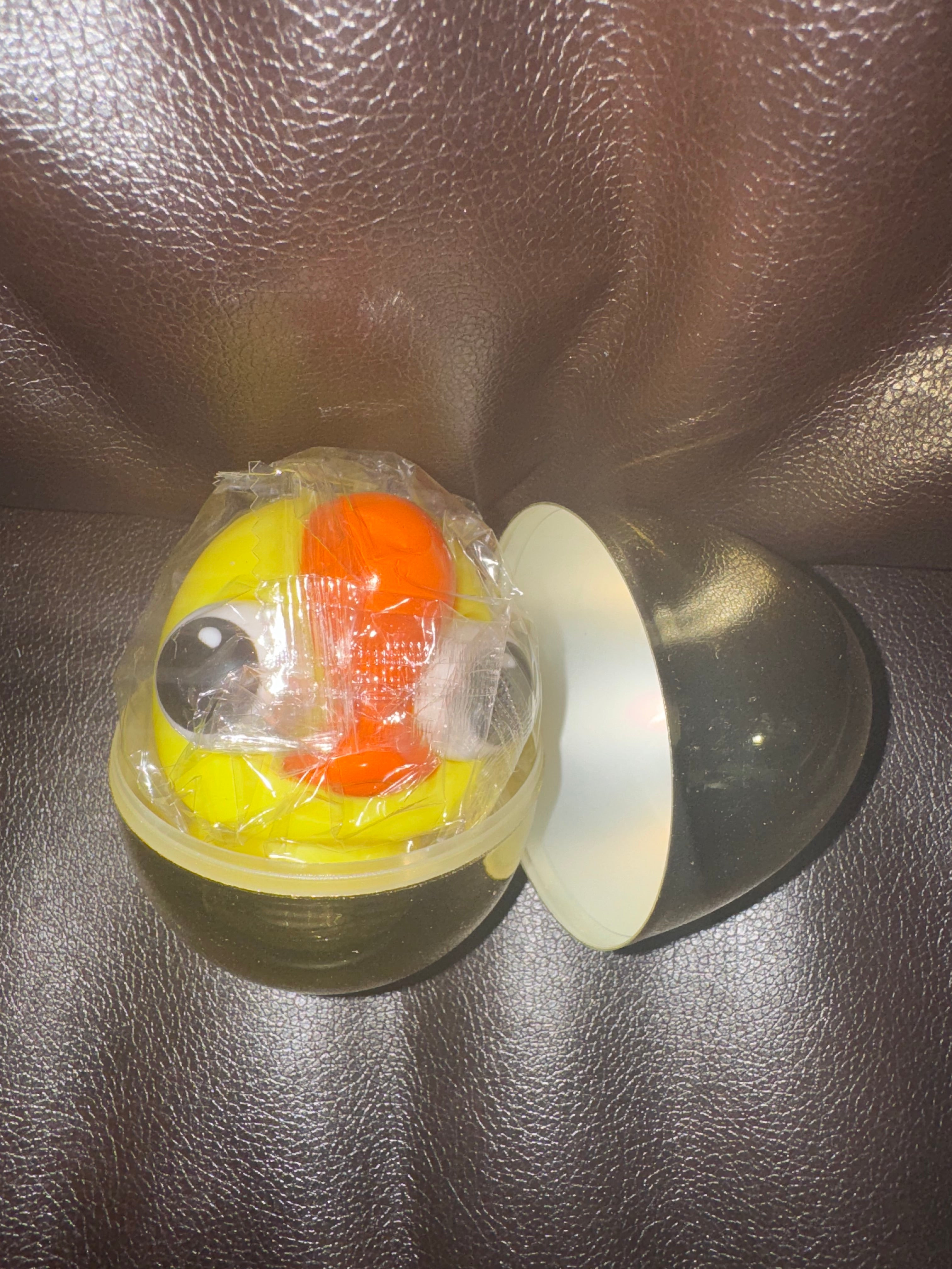 Mystery Egg W/Toy